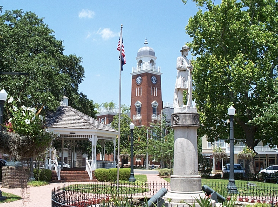 Image of the town of Decatur, GA